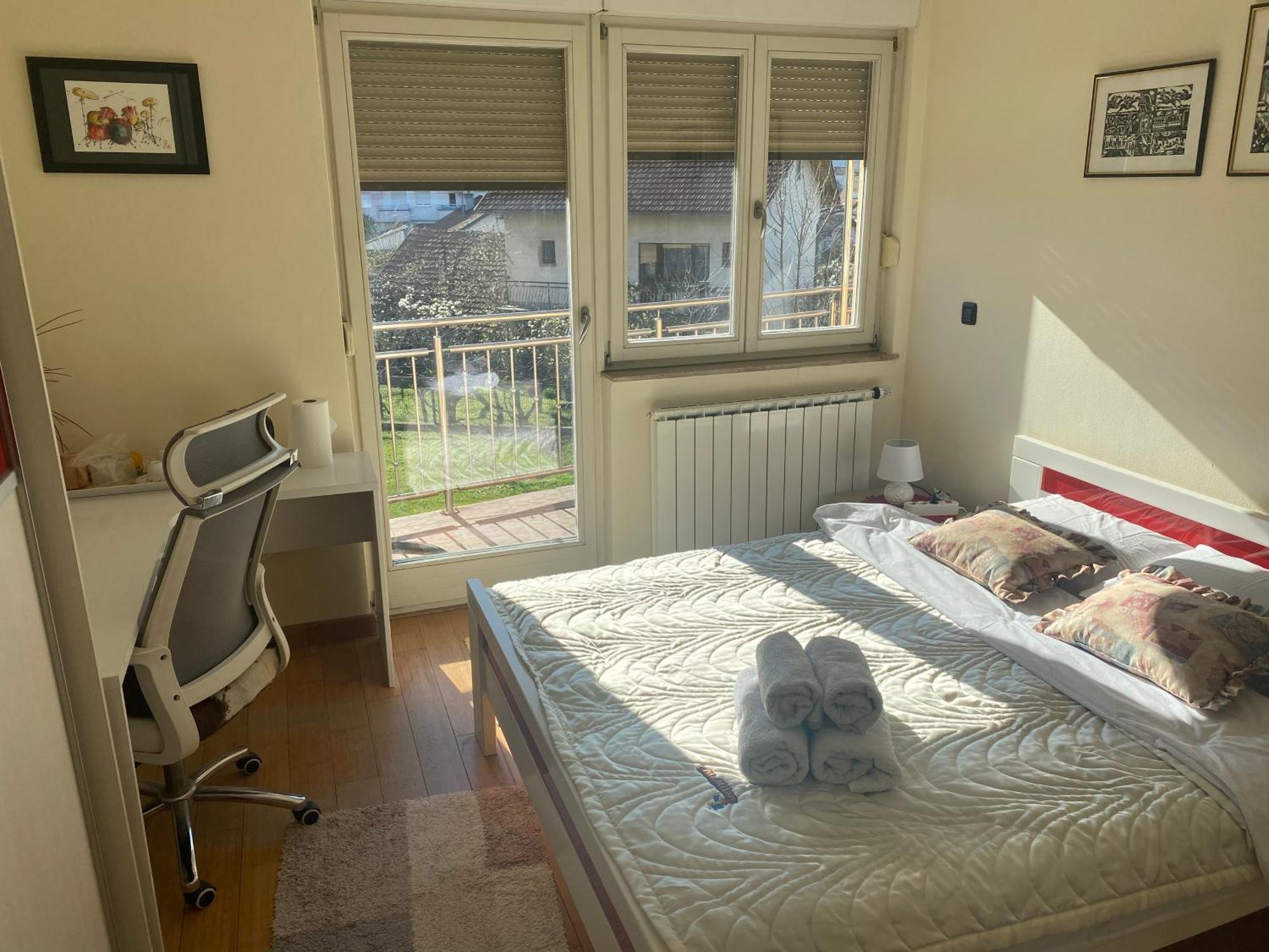 Bolek Mansion Lägenhet Banja Luka Exteriör bild